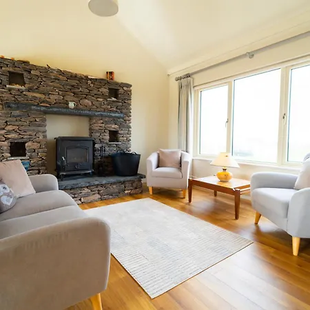 Tigh Gwen Ballyferriter